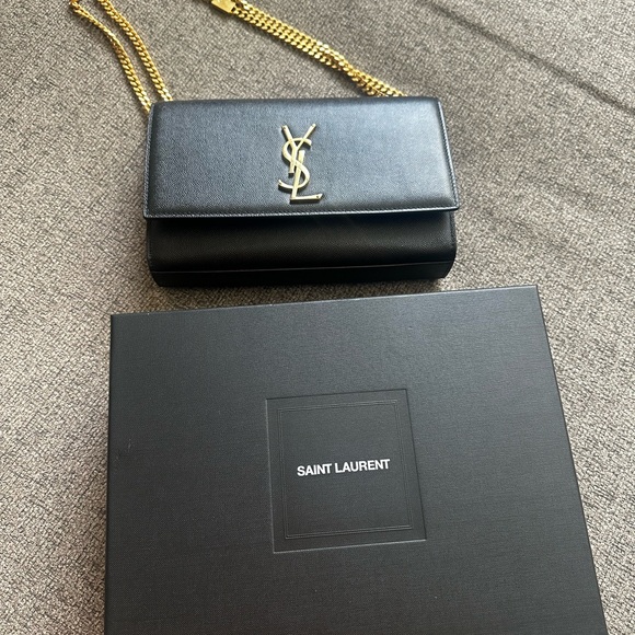 Yves Saint Laurent Black Crossbody with Gold Chain - Picture 8 of 11